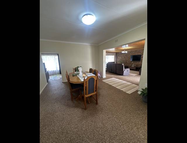 3 BEDROOM HOUSE FOR SALE IN BRACKENDOWNS